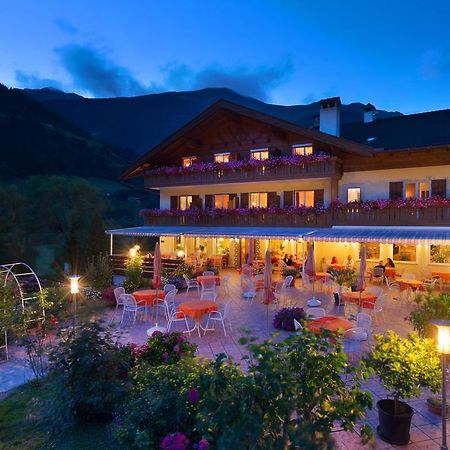 Hotel Klotz San Leonardo in Passiria Exterior photo