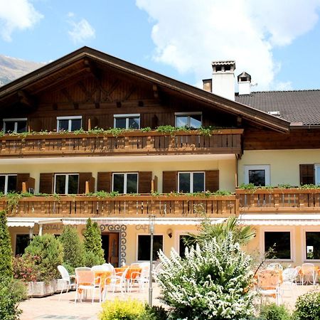 Hotel Klotz San Leonardo in Passiria Exterior photo